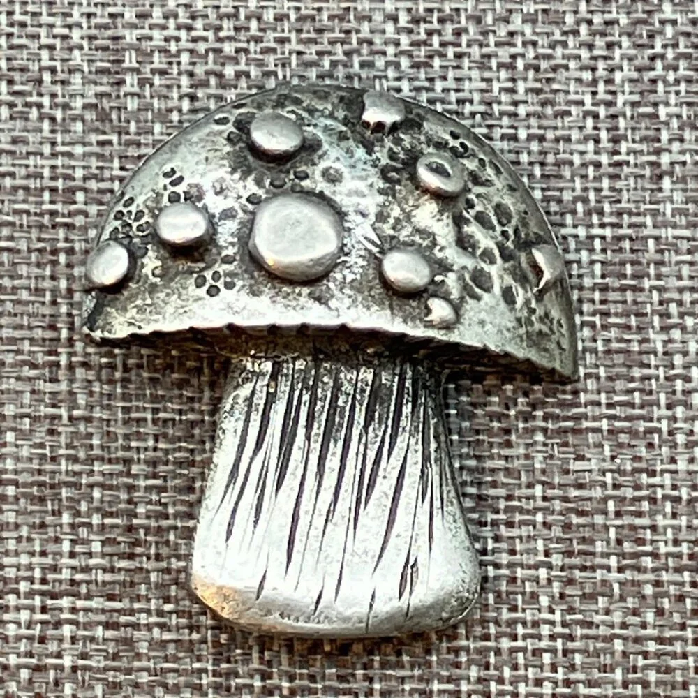 Metzke Pewter Mushroom Brooch Pin 1.5 In Vintage Signed Retro Dotted Textured - Picture 6 of 7